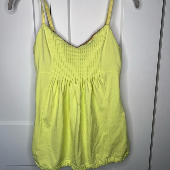 lululemon athletica Tops - Lululemon Fouette Yellow Tank Top Women's Size 6